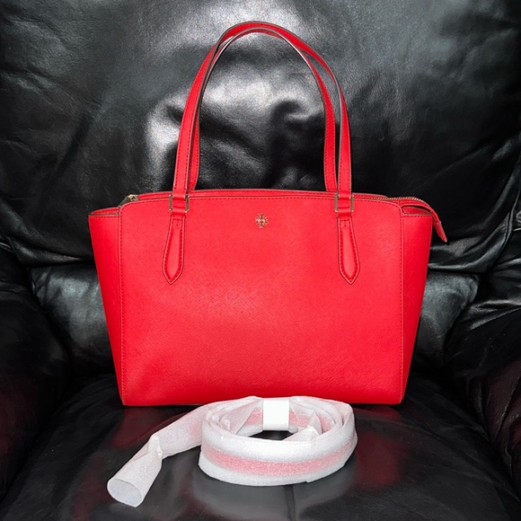Tory Burch Handbags - 🔥🔥🔥Tory Burch Red Leather Emerson Convertible Zip Tote Shoulder Bag